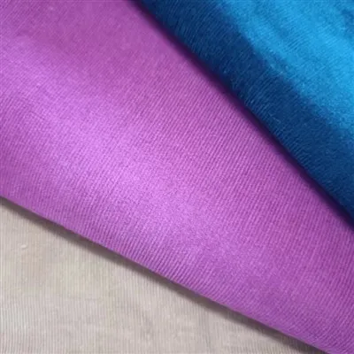 آیا پارچه مخملی در برابر آب مقاوم است؟